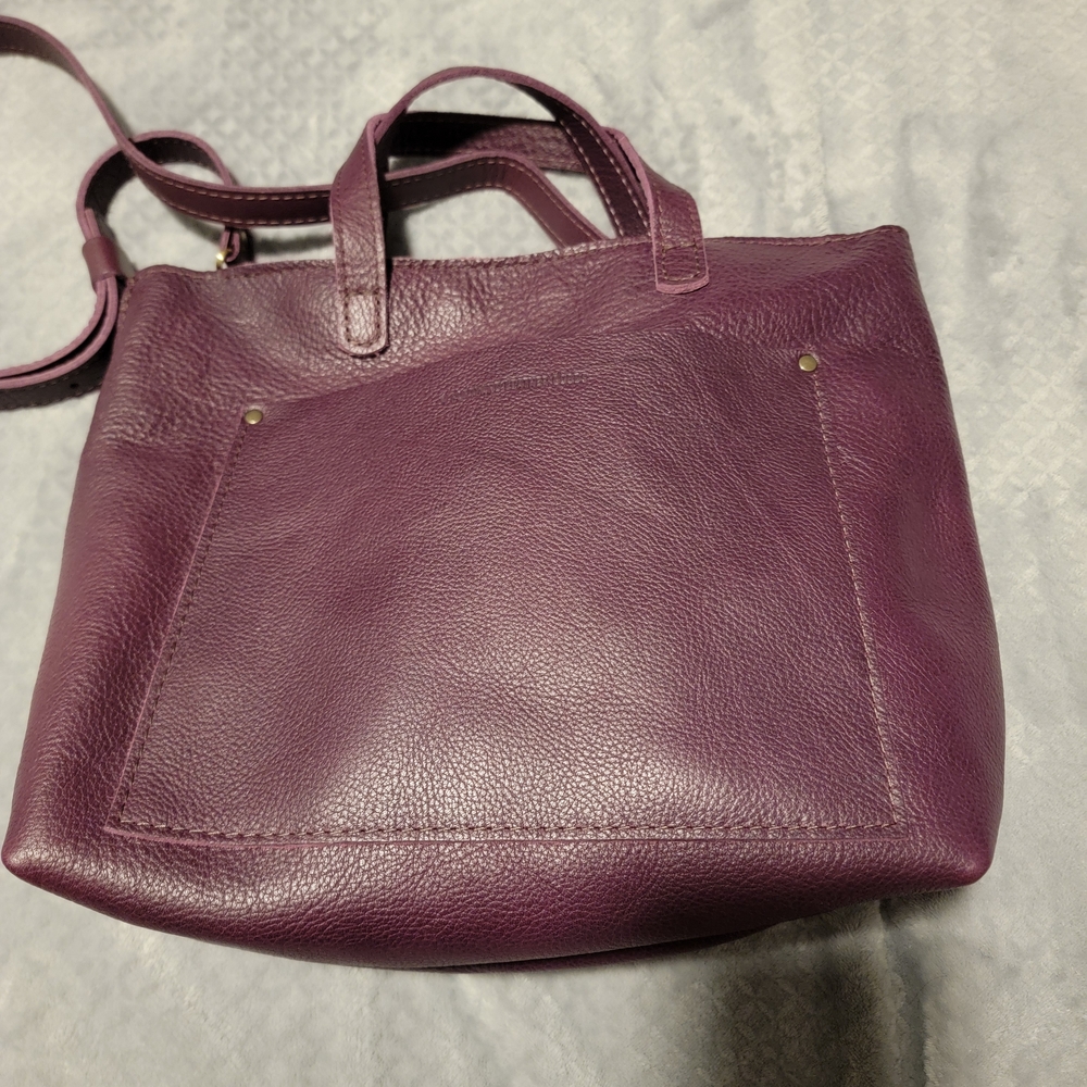 Portland Leather Plum Zipper Tote Bag - Picture 6 of 15